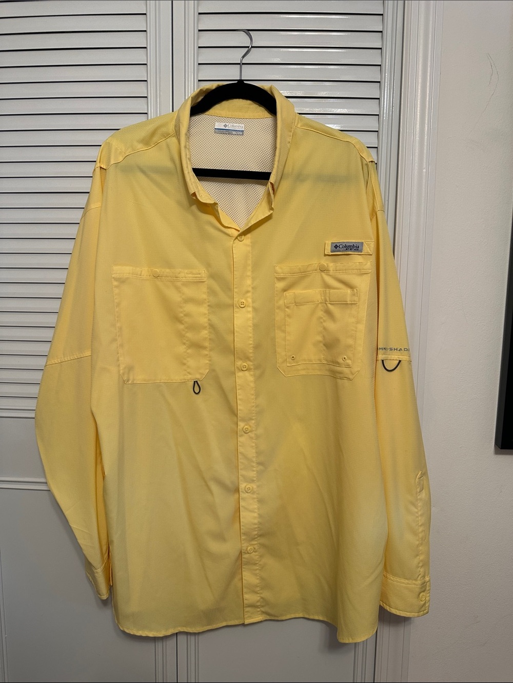 Columbia PFG Men’s Pale Yellow Long-Sleeve Fishing Button-Down Shirt